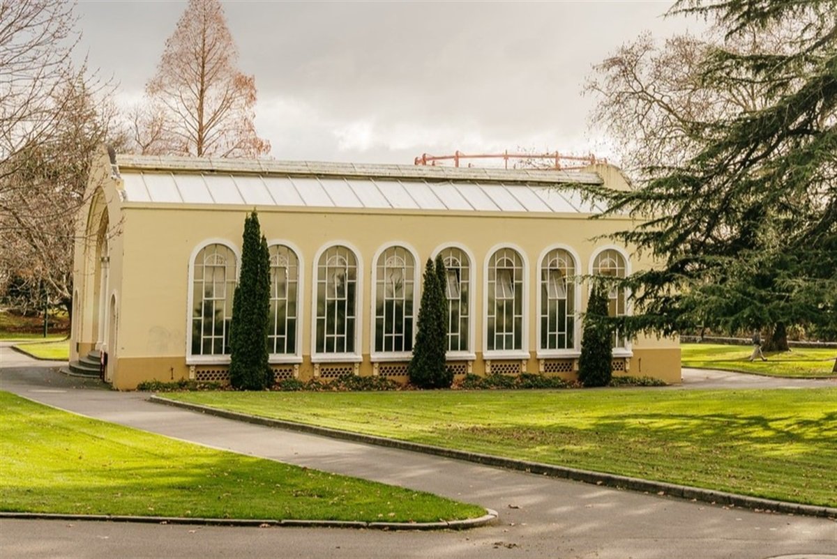 존 하트 온실 (John Hart Conservatory)